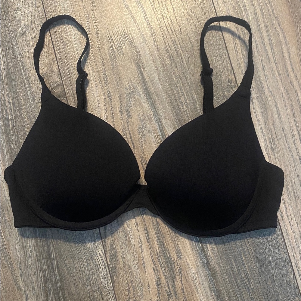PINK Victoria's Secret Black and Pink Push Up Bra